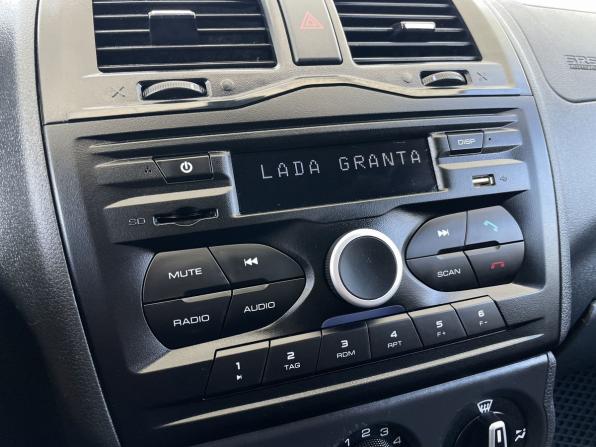 Lada (ВАЗ) Granta I Рестайлинг с пробегом 2023 года, цена 978 000 рублей, 37978 км, лифтбек, Автокод Объявления