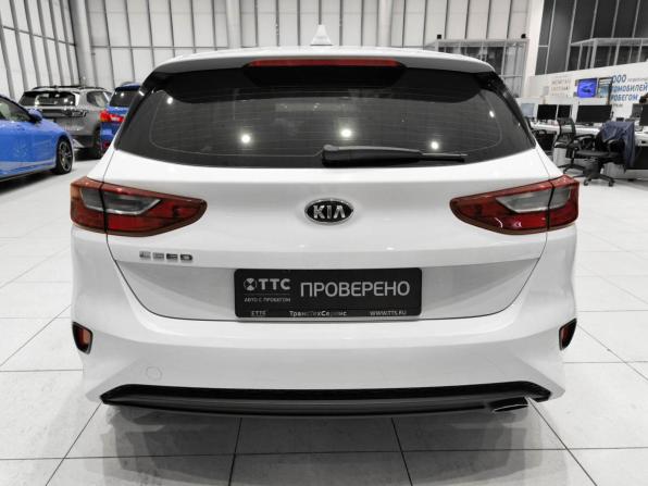 Kia Ceed III с пробегом 2018 года, цена 1 450 000 рублей, 65643 км, хэтчбек, Автокод Объявления