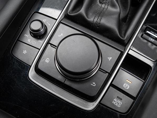 Mazda 3 IV (BP) с пробегом 2019 года, цена 1 720 000 рублей, 87962 км, хэтчбек, Автокод Объявления
