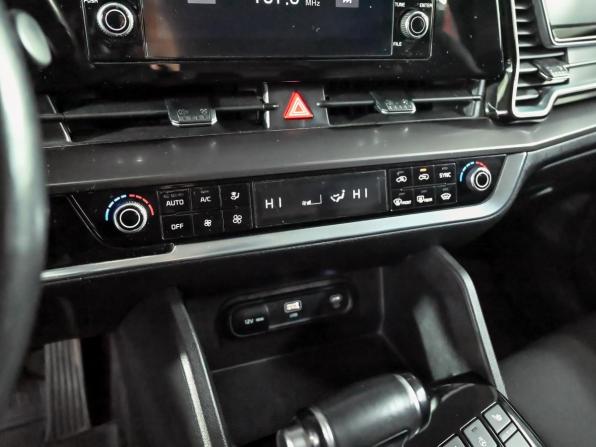Kia Sportage V с пробегом 2024 года, цена 3 800 000 рублей, 51946 км, внедорожник, Автокод Объявления