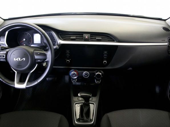 Kia Rio IV Рестайлинг с пробегом 2021 года, цена 1 345 000 рублей, 84484 км, седан, Автокод Объявления