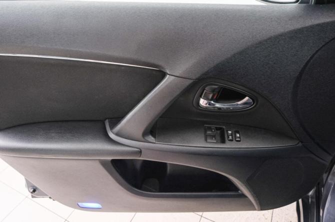 Toyota Avensis III с пробегом 2010 года, цена 1 229 000 рублей, 165100 км, седан, Автокод Объявления