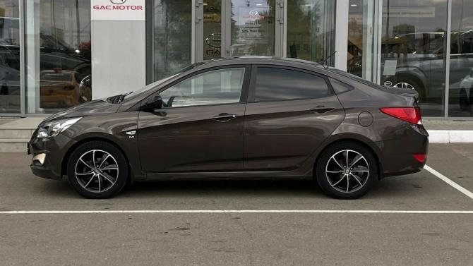 Hyundai Solaris I Рестайлинг с пробегом 2016 года, цена 890 000 рублей, 199207 км, седан, Автокод Объявления