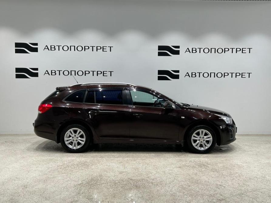Chevrolet Cruze I Рестайлинг Санкт-Петербург  - изображение 8