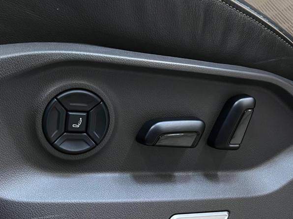 Volkswagen Touareg III с пробегом 2020 года, цена 4 500 000 рублей, 128256 км, внедорожник, Автокод Объявления