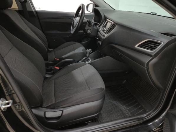 Hyundai Solaris II с пробегом 2018 года, цена 1 195 000 рублей, 198696 км, седан, Автокод Объявления