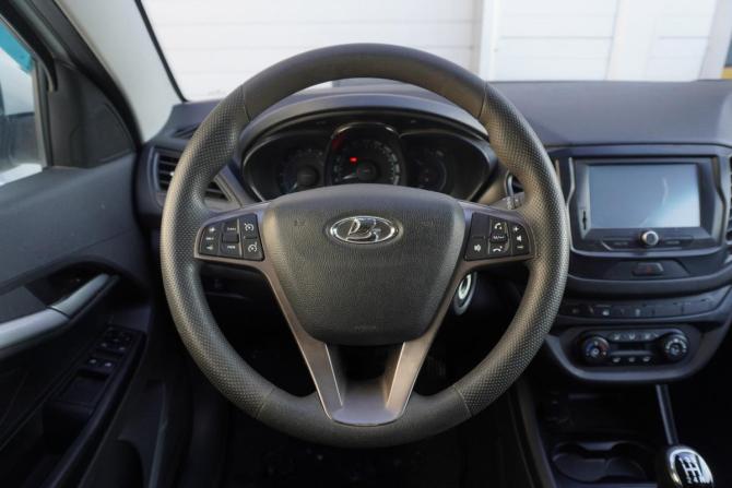 Lada (ВАЗ) Vesta I с пробегом 2017 года, цена 689 000 рублей, 76500 км, седан, Автокод Объявления