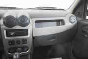 Renault Logan I Рестайлинг Кемерово  - изображение 33