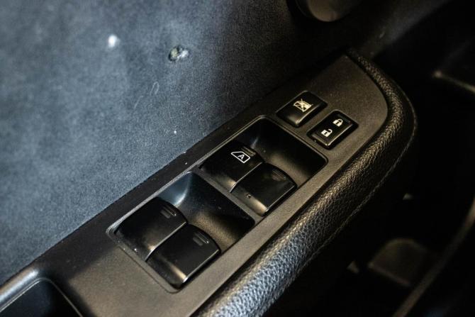 Nissan Tiida I Рестайлинг с пробегом 2011 года, цена 699 000 рублей, 69017 км, хэтчбек, Автокод Объявления