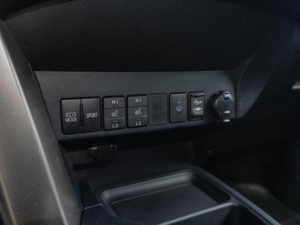 Toyota RAV4 IV (XA40) с пробегом 2015 года, цена 1 949 000 рублей, 188193 км, внедорожник, Автокод Объявления