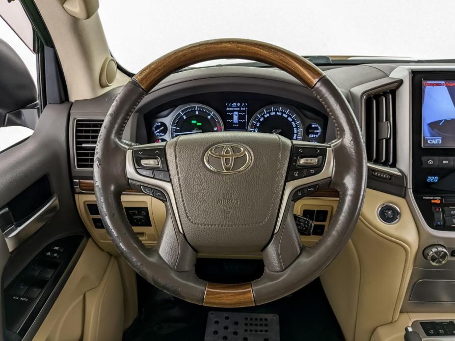 Toyota Land Cruiser 200 Series Рестайлинг 2 Москва  - изображение 23
