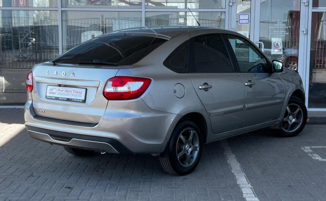 Lada (ВАЗ) Granta I Рестайлинг с пробегом 2019 года, цена 649 000 рублей, 99000 км, хэтчбек, Автокод Объявления