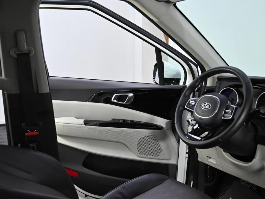 Kia Carnival IV Москва  - изображение 7