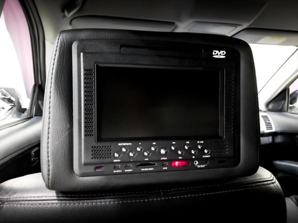 Mitsubishi Outlander II Рестайлинг с пробегом 2011 года, цена 1 500 000 рублей, 202648 км, внедорожник, Автокод Объявления