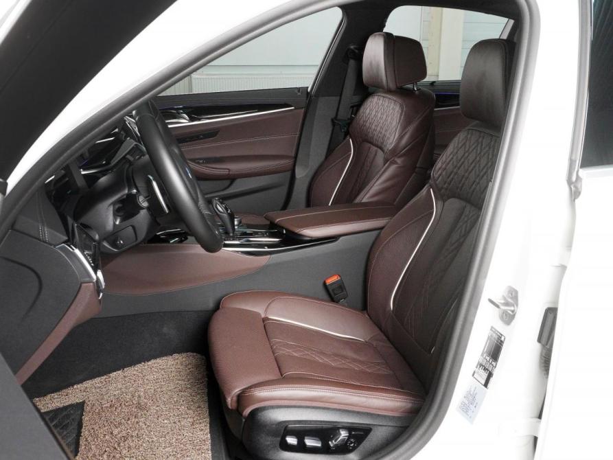 BMW 5 серии VII (G30/G31/G38) Рестайлинг Минеральные Воды  - изображение 10