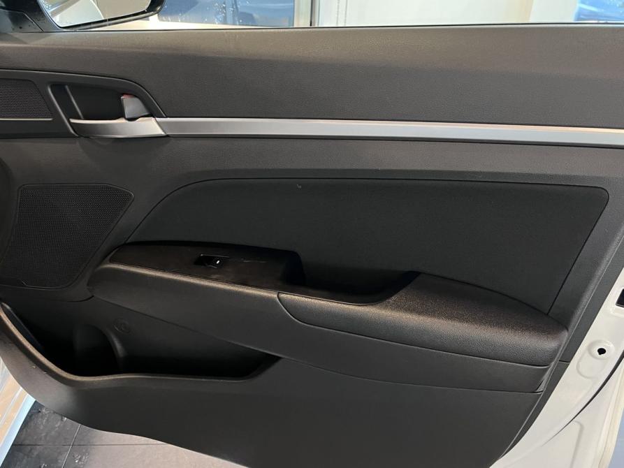 Hyundai Elantra VI (AD) Рестайлинг Чебоксары  - изображение 28