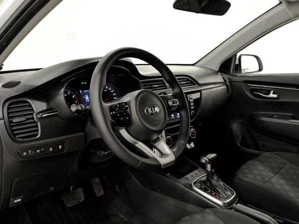 Kia Rio IV с пробегом 2018 года, цена 1 650 000 рублей, 58526 км, хэтчбек, Автокод Объявления