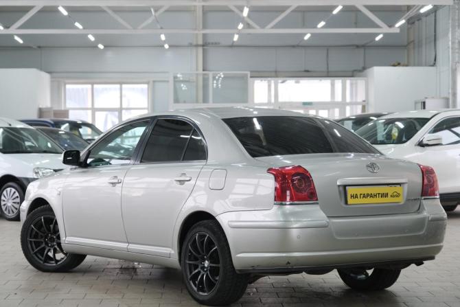 Toyota Avensis II с пробегом 2003 года, цена 699 000 рублей, 310000 км, седан, Автокод Объявления