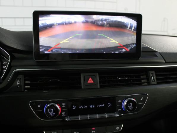 Audi A4 V (B9) с пробегом 2019 года, цена 2 779 000 рублей, 126194 км, седан, Автокод Объявления