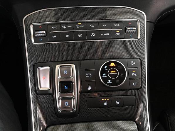 Hyundai Santa Fe IV Рестайлинг с пробегом 2021 года, цена 3 590 000 рублей, 109748 км, внедорожник, Автокод Объявления