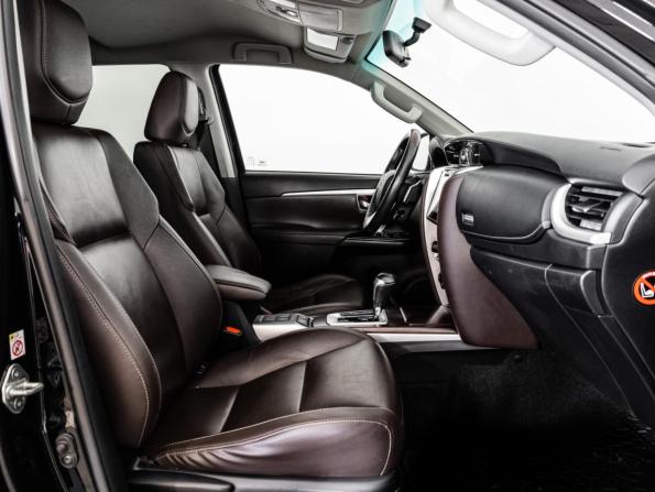 Toyota Fortuner II с пробегом 2017 года, цена 3 499 000 рублей, 126468 км, внедорожник, Автокод Объявления