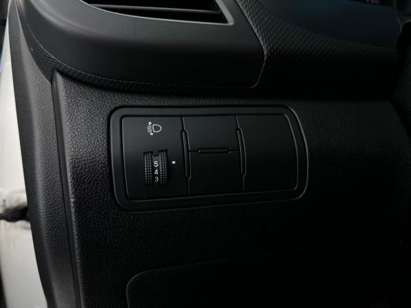 Hyundai Solaris I Рестайлинг с пробегом 2014 года, цена 840 000 рублей, 231826 км, седан, Автокод Объявления