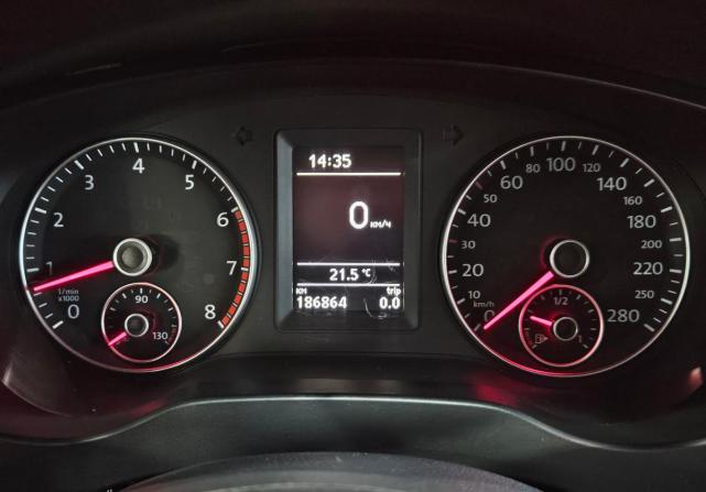 Volkswagen Jetta VI с пробегом 2012 года, цена 899 000 рублей, 186000 км, седан, Автокод Объявления