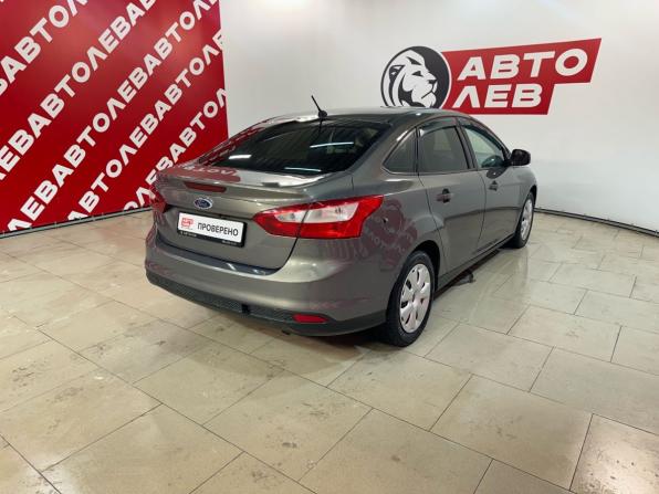 Ford Focus III с пробегом 2013 года, цена 899 000 рублей, 181133 км, седан, Автокод Объявления