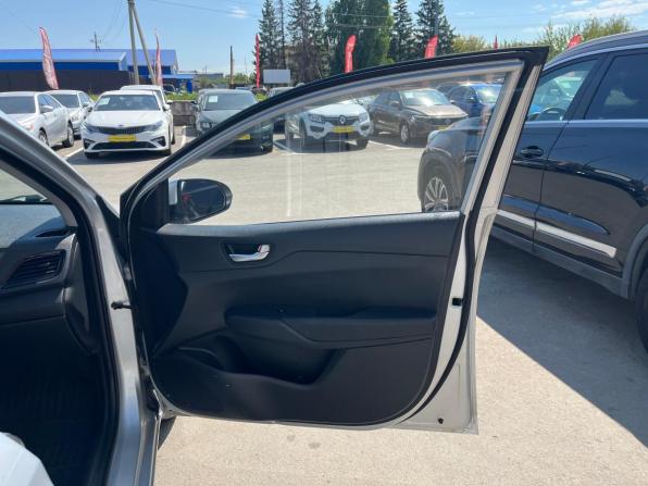Hyundai Solaris II с пробегом 2020 года, цена 1 400 000 рублей, 164000 км, седан, Автокод Объявления