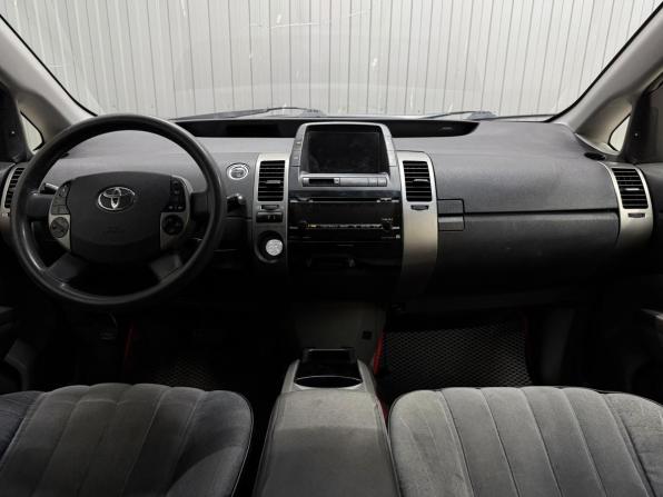 Toyota Prius II Рестайлинг (XW20) с пробегом 2008 года, цена 699 000 рублей, 257364 км, лифтбек, Автокод Объявления