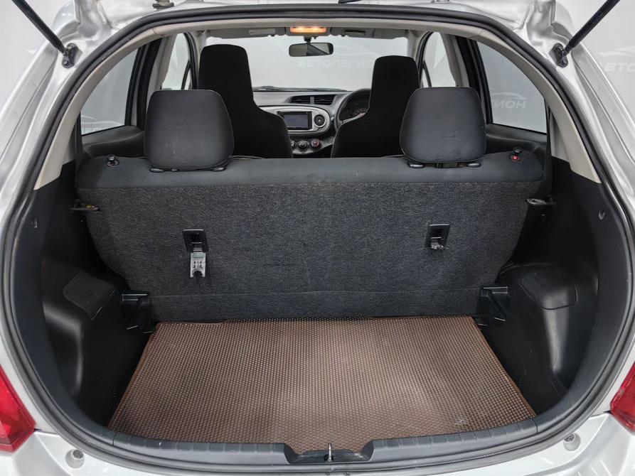 Toyota Vitz III (XP130) Новосибирск  - изображение 17