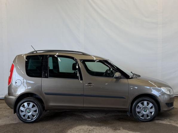 Skoda Roomster I Рестайлинг с пробегом 2012 года, цена 730 000 рублей, 228716 км, компактвэн, Автокод Объявления