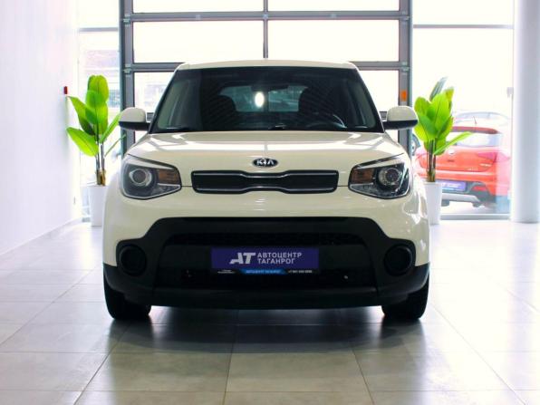 Kia Soul II Рестайлинг с пробегом 2018 года, цена 1 635 000 рублей, 90000 км, хэтчбек, Автокод Объявления