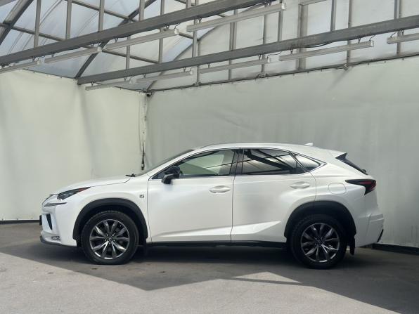 Lexus NX I с пробегом 2015 года, цена 3 070 000 рублей, 136789 км, внедорожник, Автокод Объявления