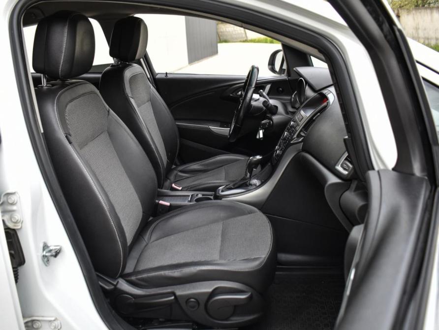 Opel Astra J Рестайлинг Краснодар  - изображение 8