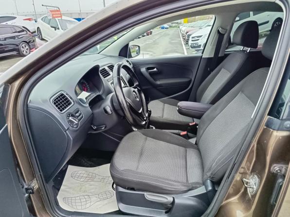 Volkswagen Polo V Рестайлинг с пробегом 2016 года, цена 859 995 рублей, 225113 км, седан, Автокод Объявления