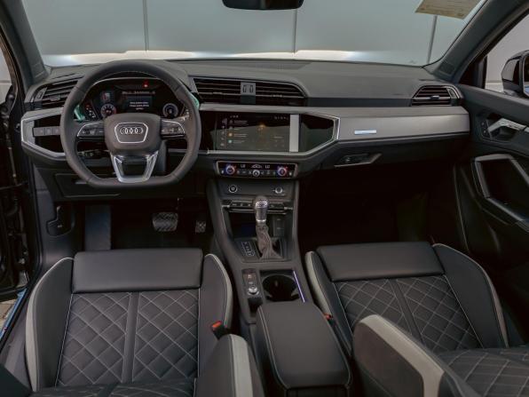 Audi Q3 II (F3) с пробегом 2024 года, цена 3 195 000 рублей, 11000 км, внедорожник, Автокод Объявления