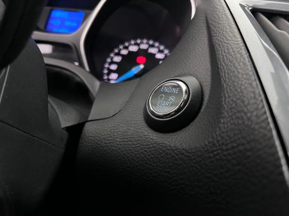 Ford Focus III с пробегом 2014 года, цена 890 000 рублей, 163804 км, хэтчбек, Автокод Объявления