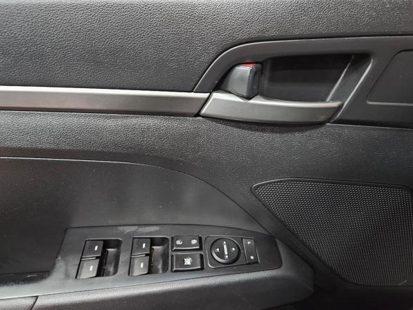 Hyundai Elantra VI (AD) с пробегом 2016 года, цена 1 270 000 рублей, 143504 км, седан, Автокод Объявления