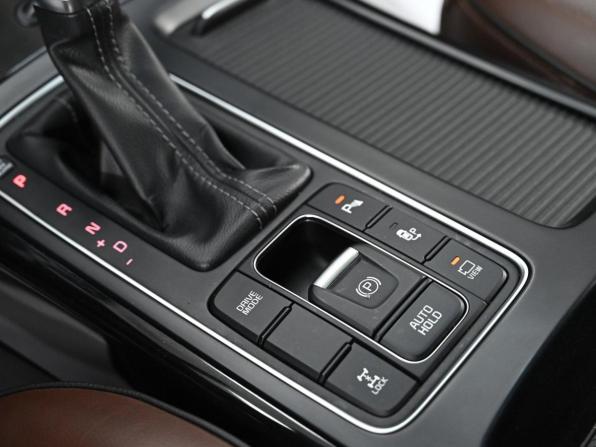 Kia Sorento III Prime Рестайлинг с пробегом 2019 года, цена 1 779 000 рублей, 71391 км, внедорожник, Автокод Объявления