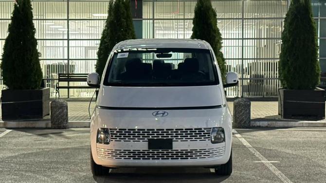 Hyundai Staria I с пробегом 2026 года, цена 7 875 000 рублей, 10 км, минивэн, Автокод Объявления