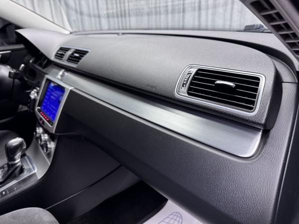 Volkswagen Passat B7 с пробегом 2013 года, цена 1 340 000 рублей, 207740 км, седан, Автокод Объявления