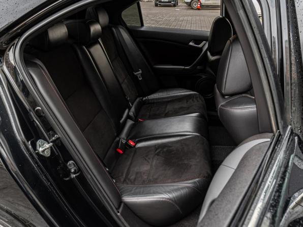 Honda Accord VIII Рестайлинг с пробегом 2012 года, цена 1 440 000 рублей, 198102 км, седан, Автокод Объявления