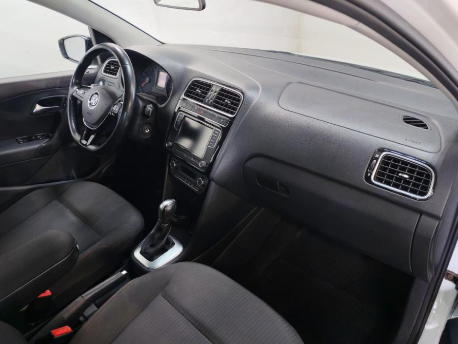 Volkswagen Polo V Рестайлинг Астрахань  - изображение 14