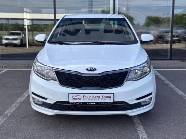 Kia Rio III Рестайлинг с пробегом 2017 года, цена 850 000 рублей, 139000 км, седан, Автокод Объявления