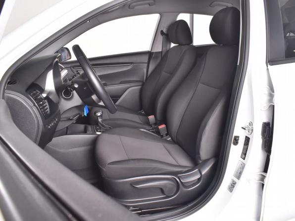 Kia Rio IV Рестайлинг с пробегом 2021 года, цена 1 210 000 рублей, 65658 км, седан, Автокод Объявления