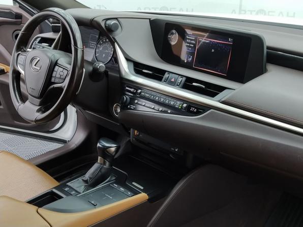 Lexus ES VII с пробегом 2019 года, цена 3 405 000 рублей, 126000 км, седан, Автокод Объявления