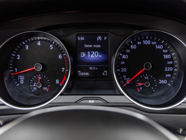 Volkswagen Passat B8 с пробегом 2018 года, цена 1 798 000 рублей, 138946 км, седан, Автокод Объявления