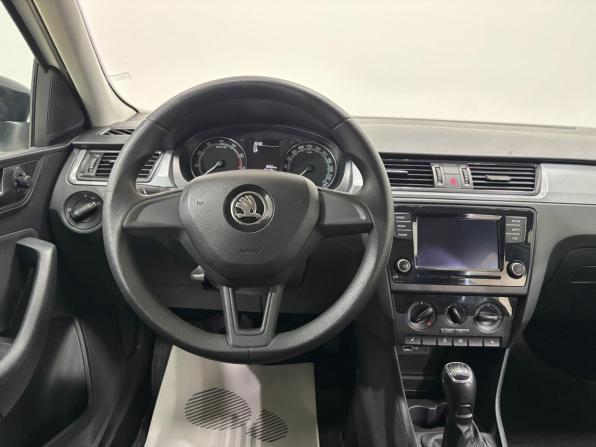 Skoda Rapid I Рестайлинг с пробегом 2019 года, цена 1 280 000 рублей, 93123 км, лифтбек, Автокод Объявления