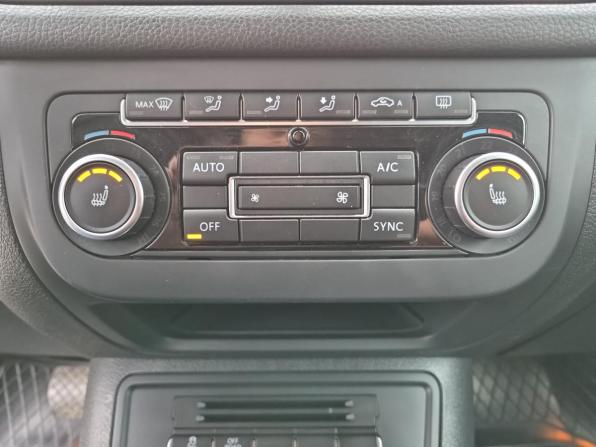Volkswagen Tiguan I Рестайлинг с пробегом 2012 года, цена 1 400 000 рублей, 215566 км, внедорожник, Автокод Объявления